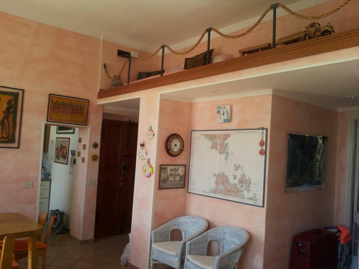 Casa Vacanze Della Maddalena Villa Ла Мадалена Екстериор снимка