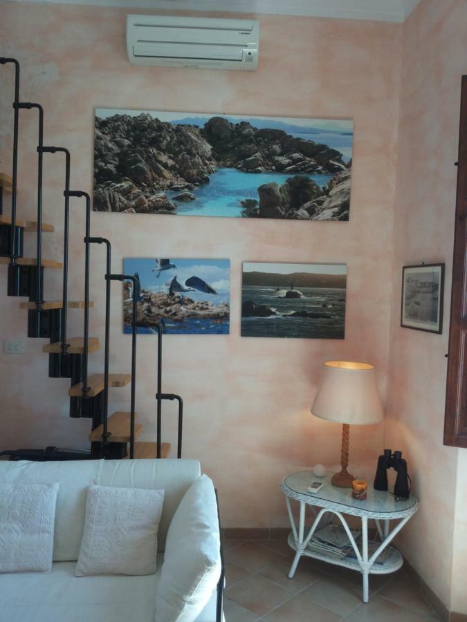 Casa Vacanze Della Maddalena Villa Ла Мадалена Екстериор снимка