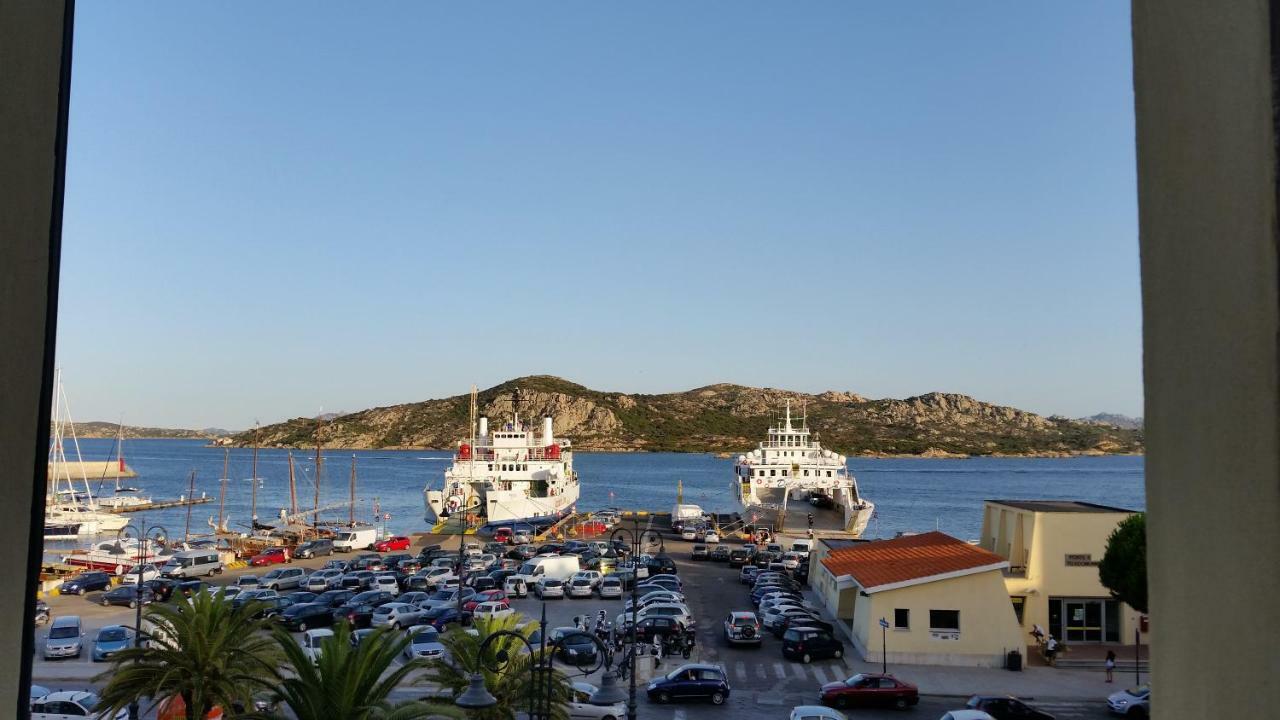 Casa Vacanze Della Maddalena Villa Ла Мадалена Екстериор снимка
