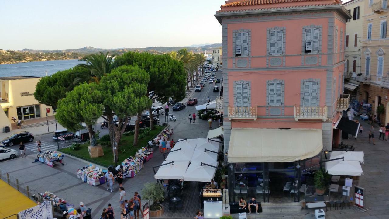 Casa Vacanze Della Maddalena Villa Ла Мадалена Екстериор снимка
