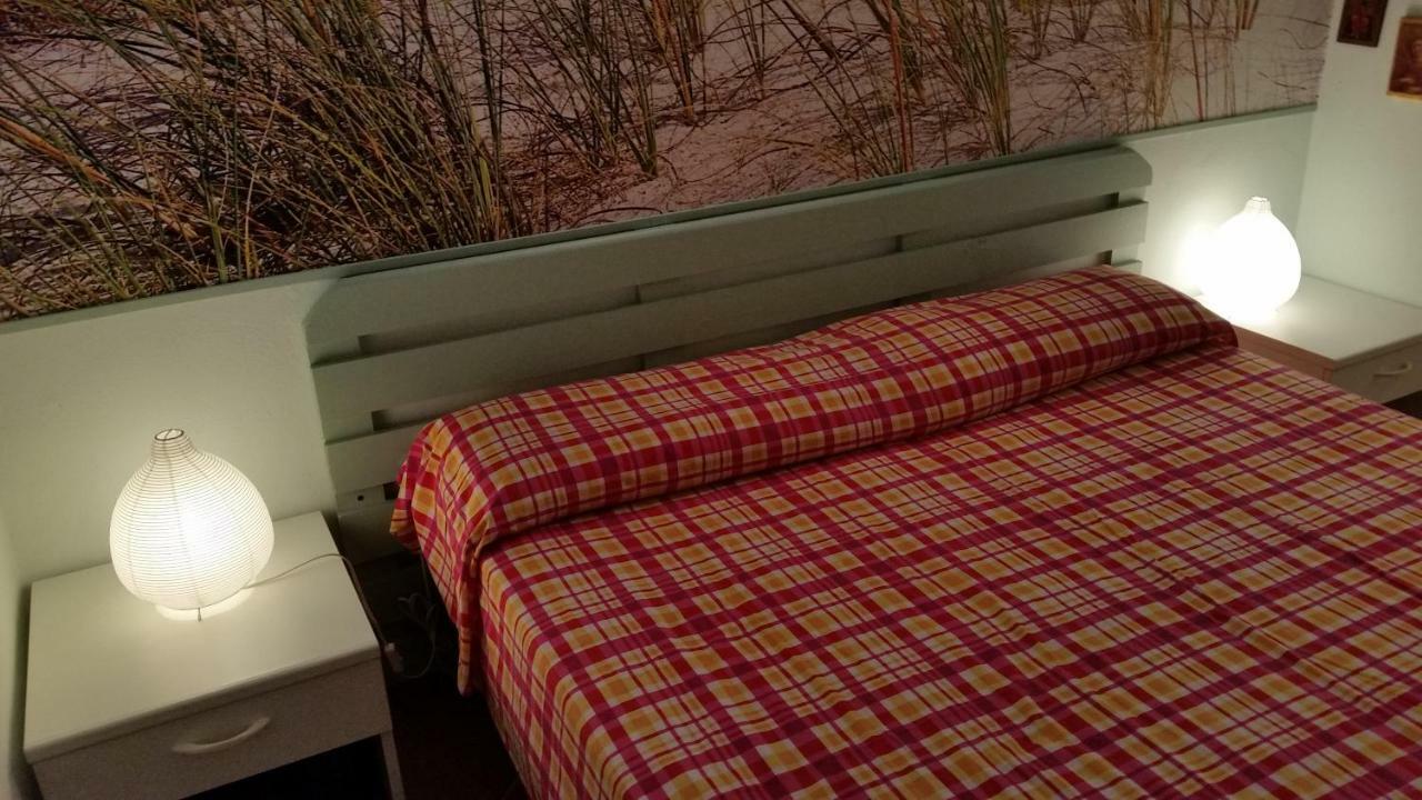 Casa Vacanze Della Maddalena Villa Ла Мадалена Екстериор снимка