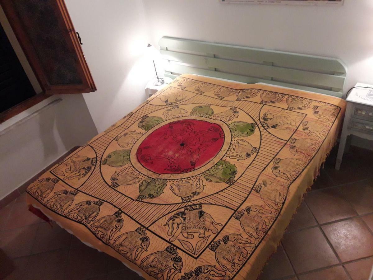 Casa Vacanze Della Maddalena Villa Ла Мадалена Екстериор снимка